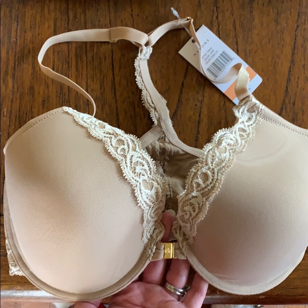 New! Natori T-back underwire bra. Great neutral.